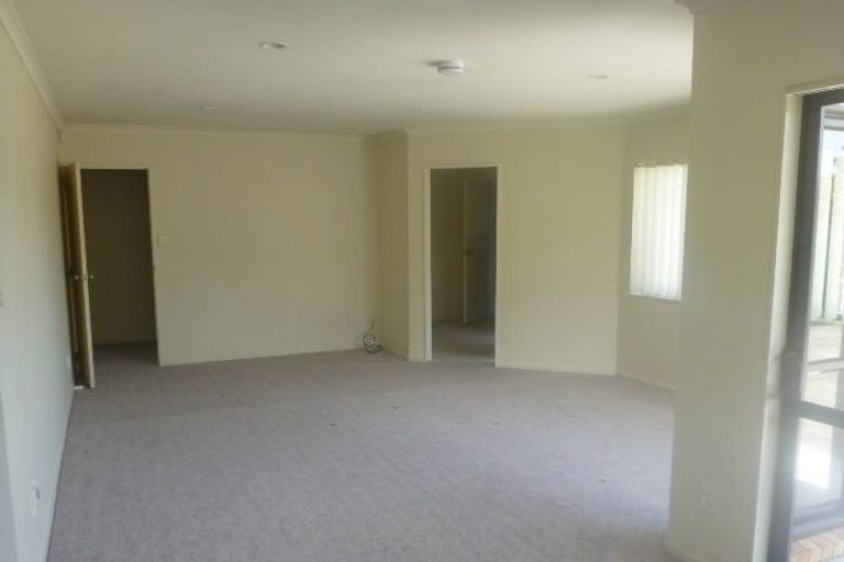 Photo of property in 128 Dominion Road, Papakura, 2110