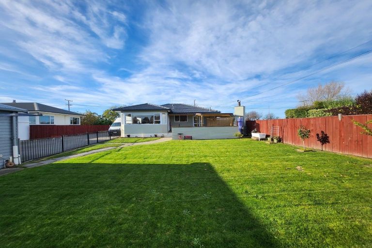 Photo of property in 74 Awamoa Road, Holmes Hill, Oamaru, 9401