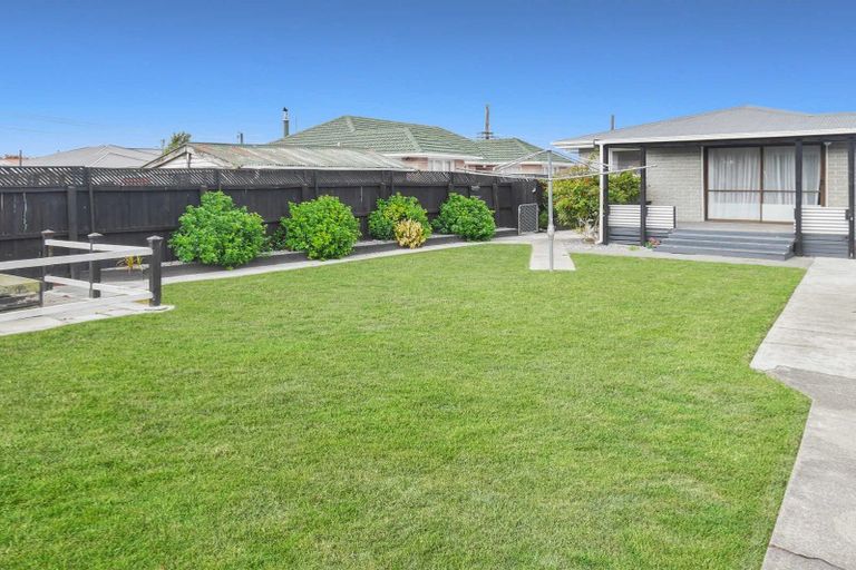 Photo of property in 32 Reynolds Avenue, Bishopdale, Christchurch, 8053