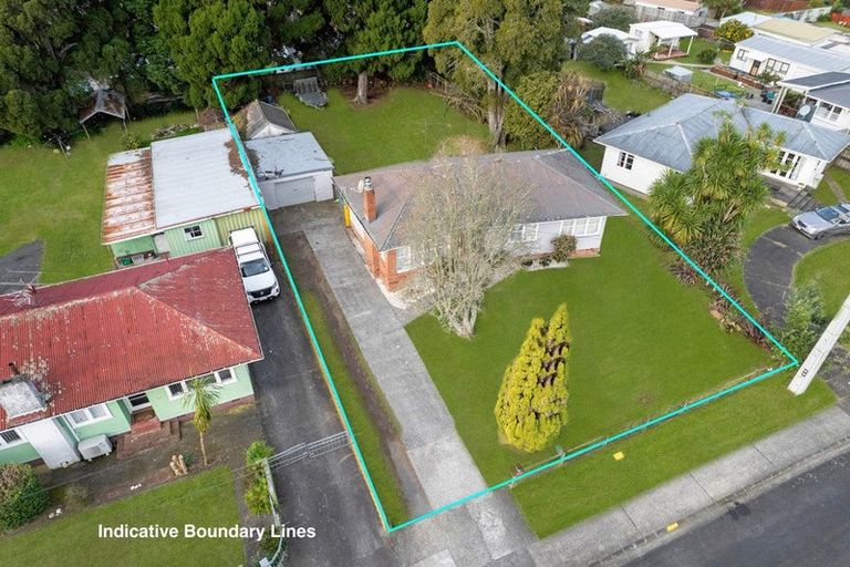 Photo of property in 48 Sutton Crescent, Papakura, 2110