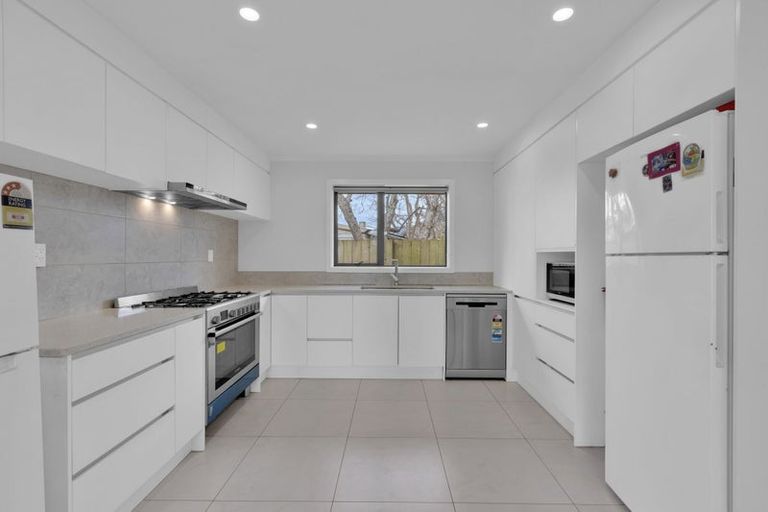 Photo of property in 98a Holland Road, Fairfield, Hamilton, 3214