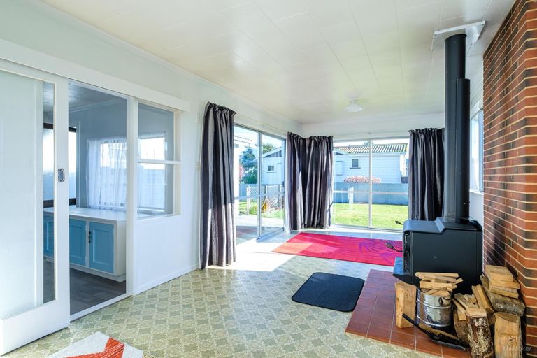 Photo of property in 58 Wilkin Street, Waimate, 7924