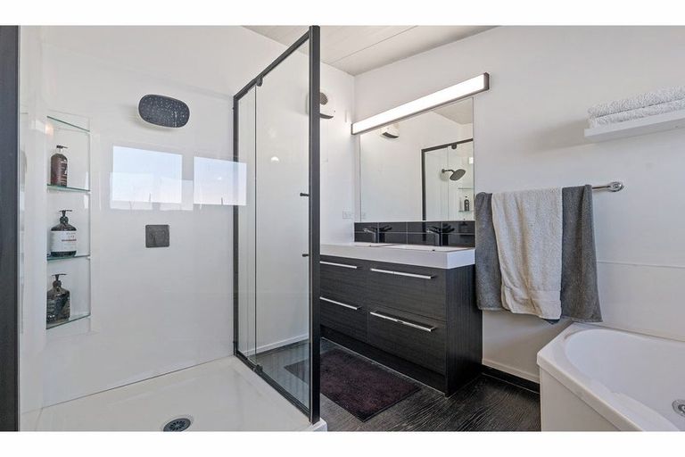 Photo of property in 115a Hastings Street East, Sydenham, Christchurch, 8023