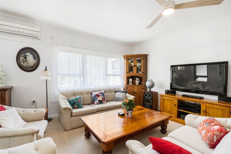 Photo of property in 16 Lovatt Crescent, Kensington, Whangarei, 0112