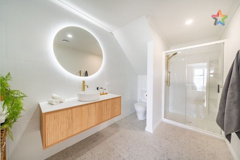 Photo of property in 44 Cambridge Terrace, Waiwhetu, Lower Hutt, 5010