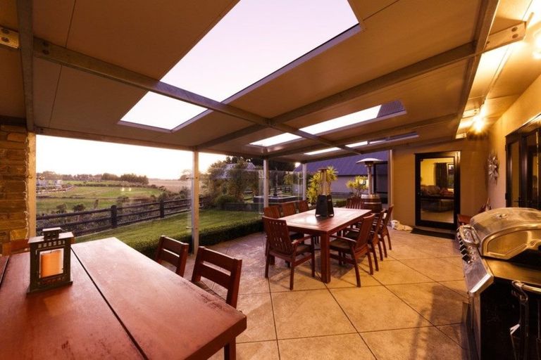 Photo of property in 289b Tutaki Road, Kelvin Grove, Palmerston North, 4470