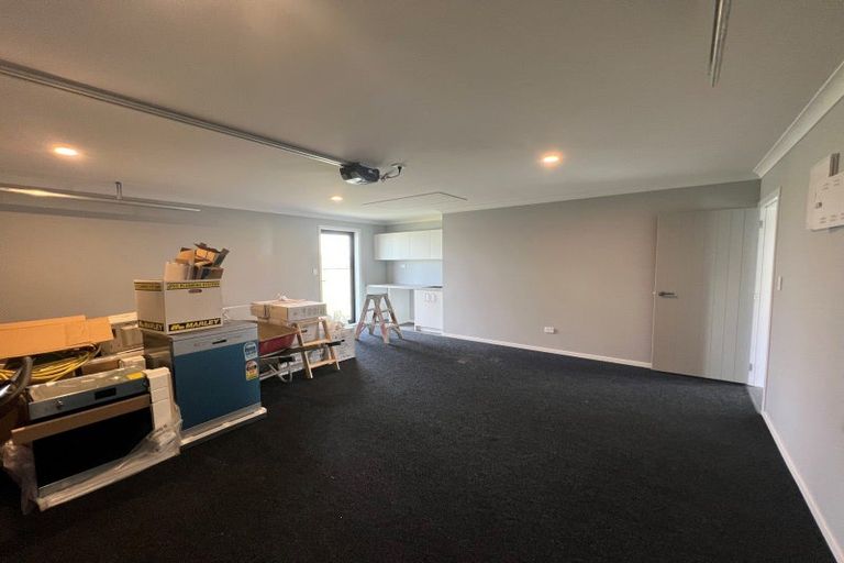Photo of property in 10 Sanson Place, Levin, 5510
