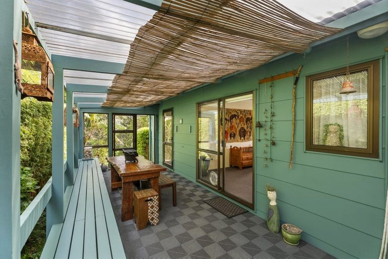 Photo of property in 63 Pemberton Avenue, Bayview, Auckland, 0629