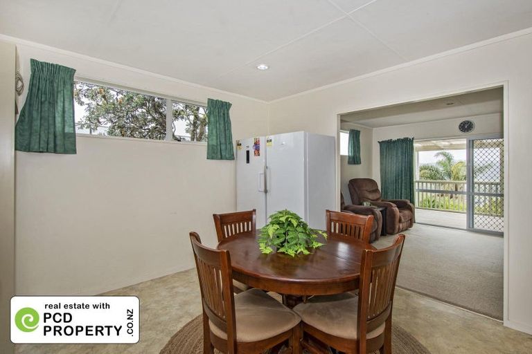 Photo of property in 5 Boundary Road, Hikurangi, 0114