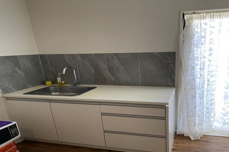 Photo of property in 10 Rohi Place, Flat Bush, Auckland, 2019