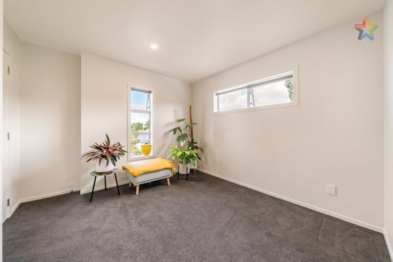 Photo of property in 35 Mcgrath Way, Taita, Lower Hutt, 5011