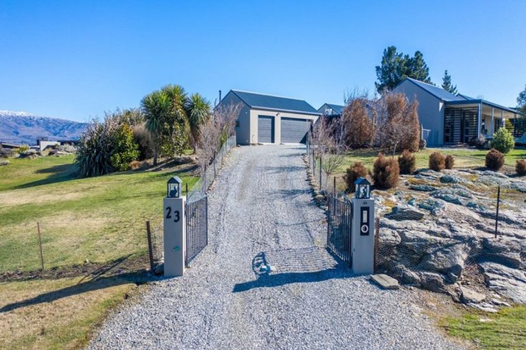 Photo of property in 23 Old Golf Course Road, Bridge Hill, Alexandra, 9320