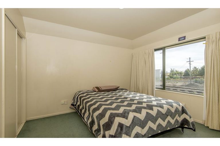 Photo of property in 4/2 Leamington Street, Addington, Christchurch, 8024