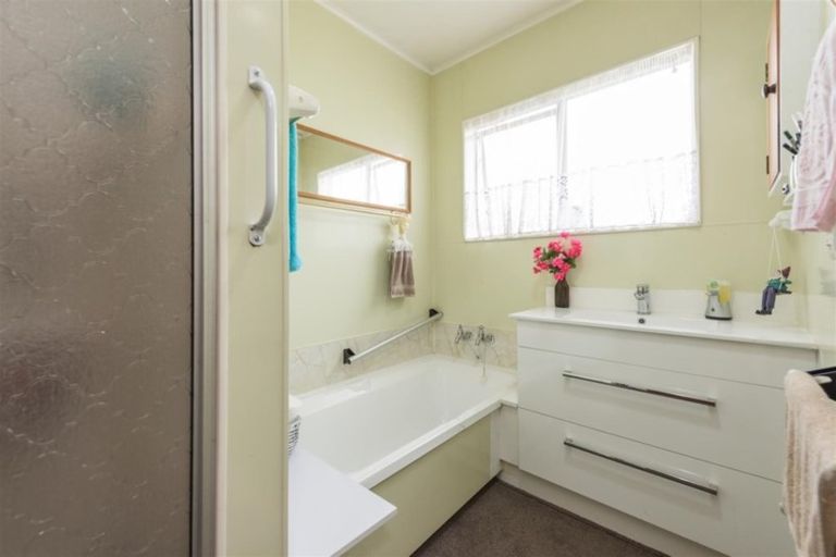 Photo of property in 2/1 Alyson Place, Stoke, Nelson, 7011