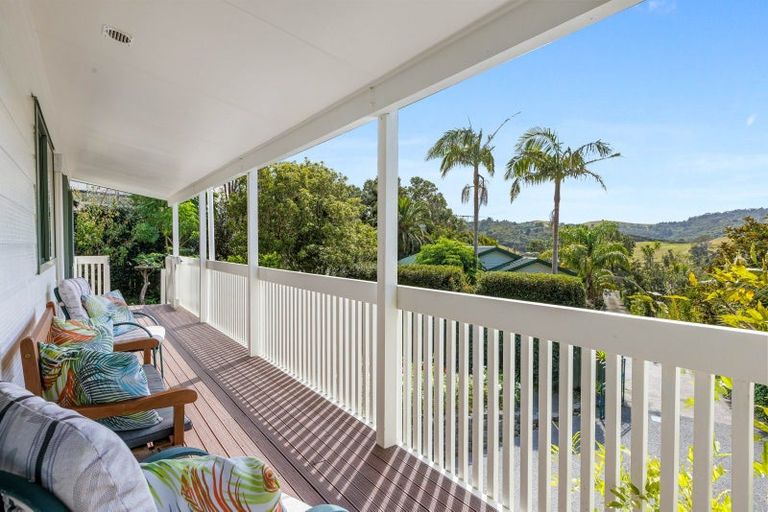 Photo of property in 41 Hammond Avenue, Hatfields Beach, Orewa, 0931