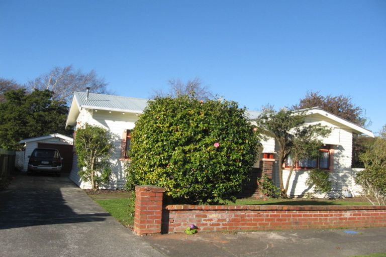 Photo of property in 43 Thomson Street, West End, Palmerston North, 4412