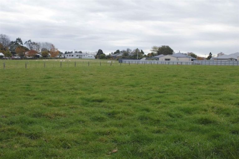 Photo of property in 33 Manse Street, Edendale, 9825