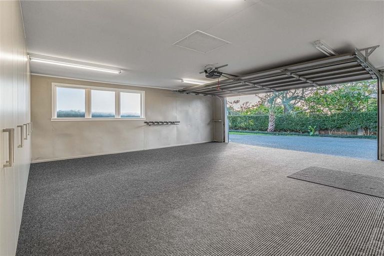 Photo of property in 136 Clovelly Road, Bucklands Beach, Auckland, 2012