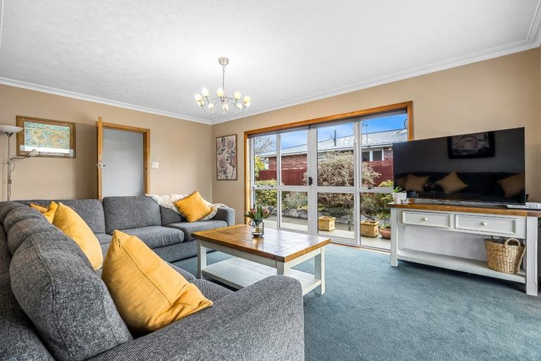 Photo of property in 239a Lake Terrace Road, Shirley, Christchurch, 8061