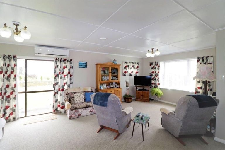 Photo of property in 561 Makirikiri Road, Marton, 4789