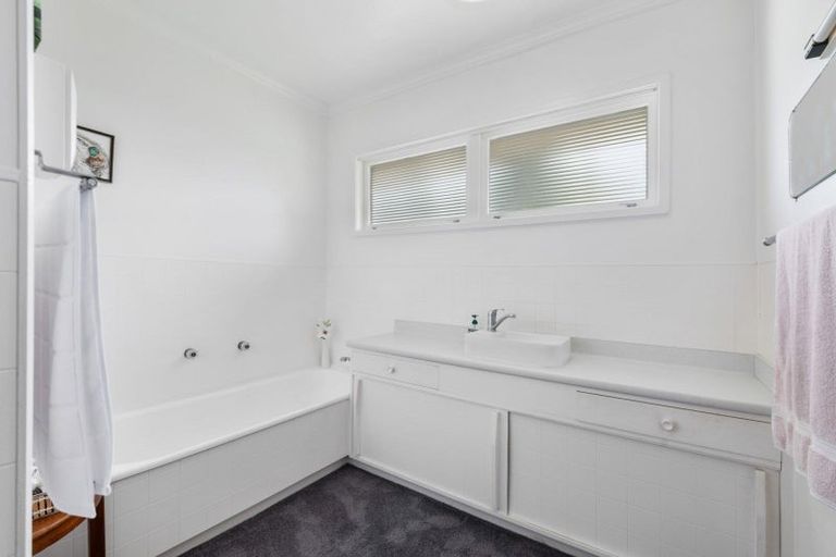 Photo of property in 40 Pegasus Drive, Sunnybrook, Rotorua, 3015