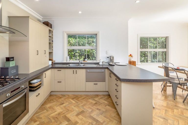 Photo of property in 17b Wood Street, Greytown, 5712