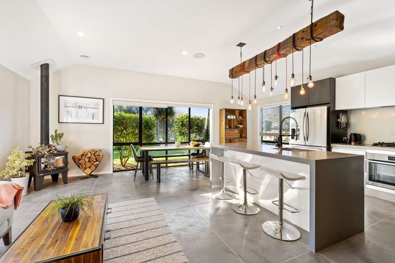 Photo of property in 9 Solan Drive, Waimauku, 0812