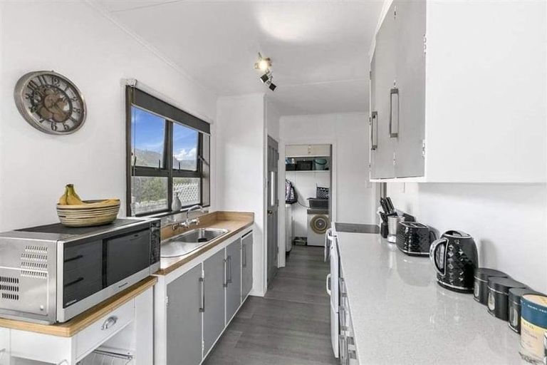 Photo of property in 28 Norfolk Street, Wainuiomata, Lower Hutt, 5014