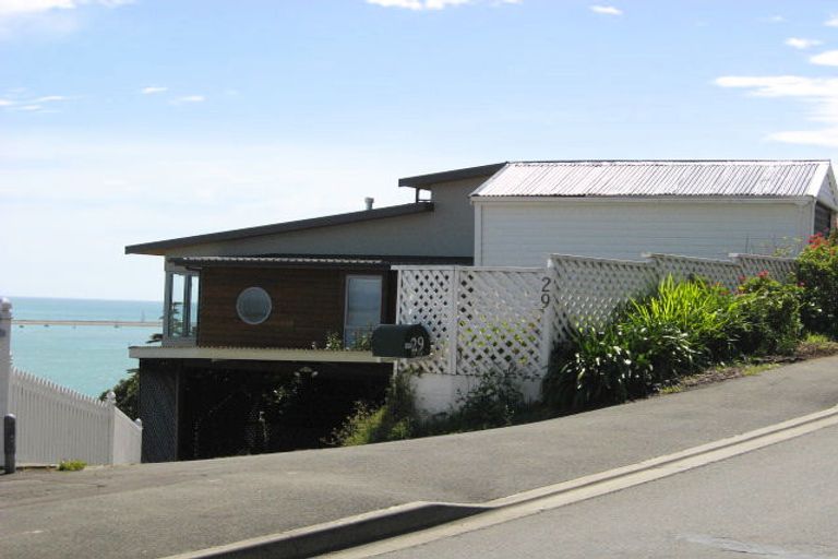 Photo of property in 31 Richardson Street, Britannia Heights, Nelson, 7010