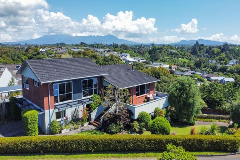 Photo of property in 49 Truby King Street, Merrilands, New Plymouth, 4312