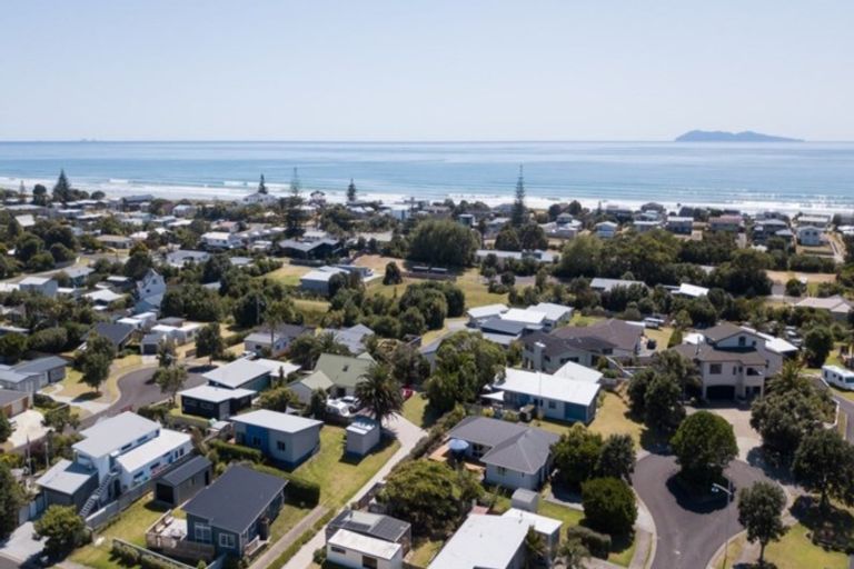 Photo of property in 3a Reo Crescent, Waihi Beach, 3611