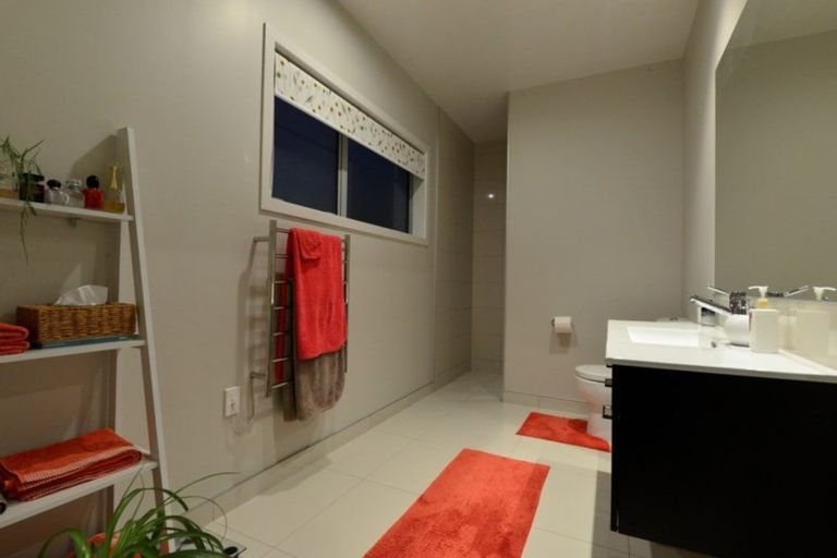 Photo of property in 16 Platina Place, Flagstaff, Hamilton, 3210