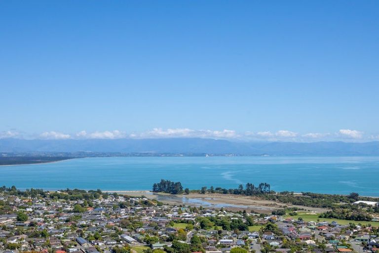 Photo of property in 7 Atarau Way, Tahunanui, Nelson, 7011