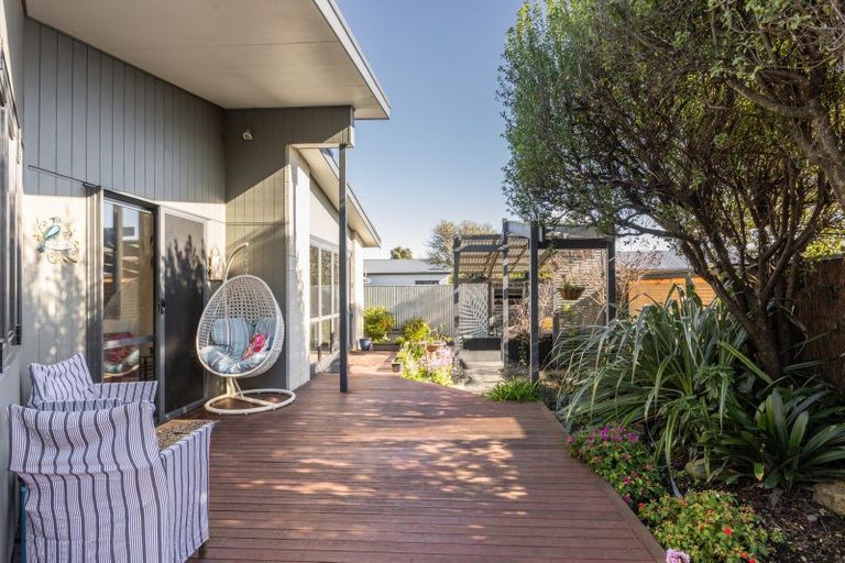 Photo of property in 6a Kauri Street, Taradale, Napier, 4112