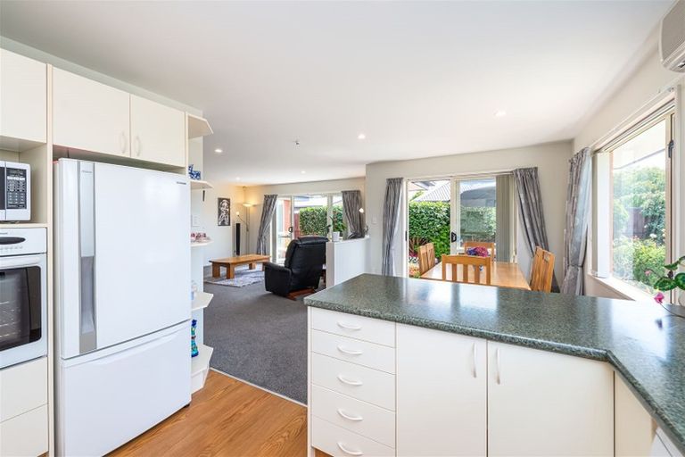 Photo of property in 50e Middlepark Road, Sockburn, Christchurch, 8042