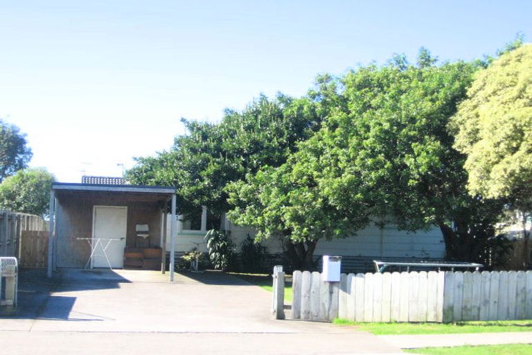Photo of property in 73 Swaffield Road, Papatoetoe, Auckland, 2025
