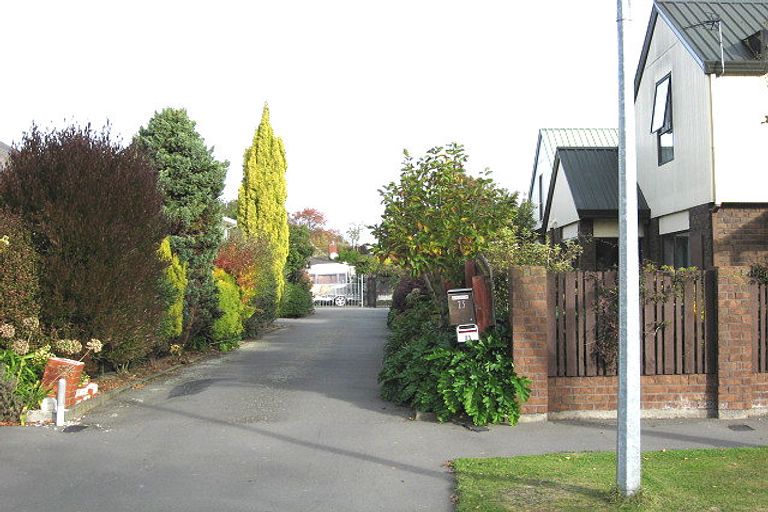 Photo of property in 23 Wadeley Road, Ilam, Christchurch, 8041