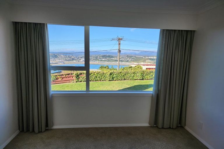 Photo of property in 2 View Road, Houghton Bay, Wellington, 6023