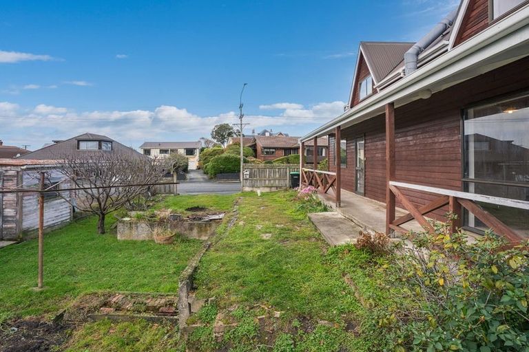 Photo of property in 408 Bay View Road, Saint Clair, Dunedin, 9012