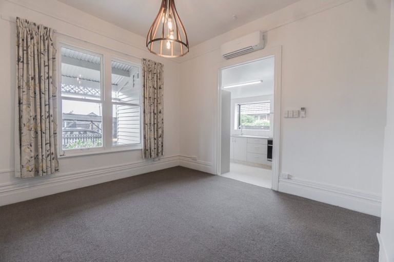 Photo of property in 2/112 Domain Terrace, Spreydon, Christchurch, 8024