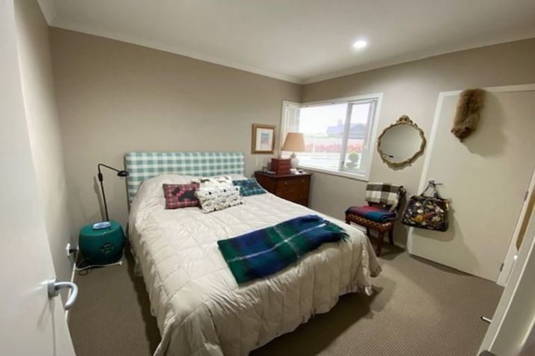 Photo of property in 98 Russell Robertson Drive, Havelock North, 4130