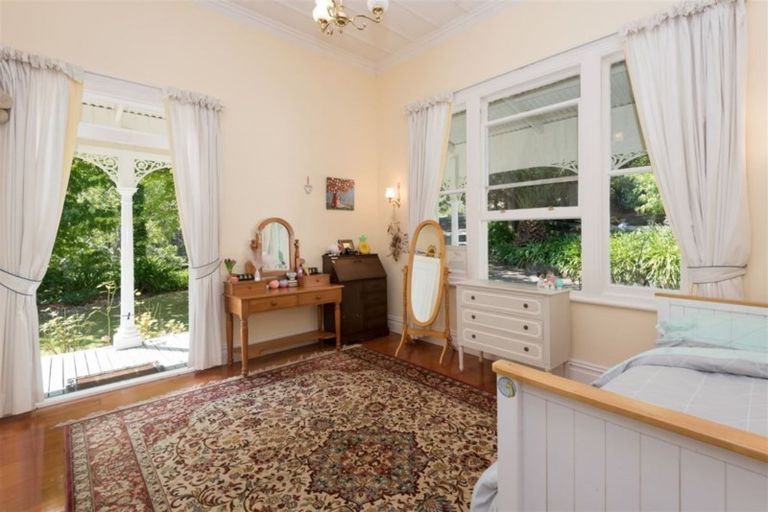 Photo of property in 367 Whitford Road, Whitford, Howick, 2571