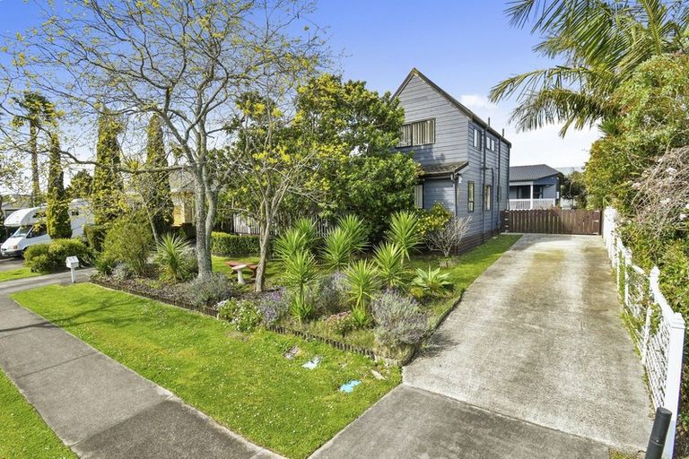 Photo of property in 41a Brylee Drive, Conifer Grove, Takanini, 2112