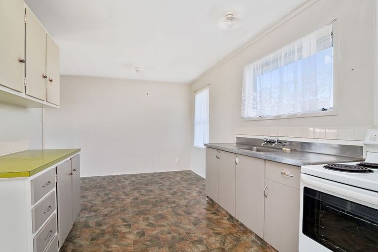 Photo of property in 21b Pohutukawa Drive, Owhata, Rotorua, 3010