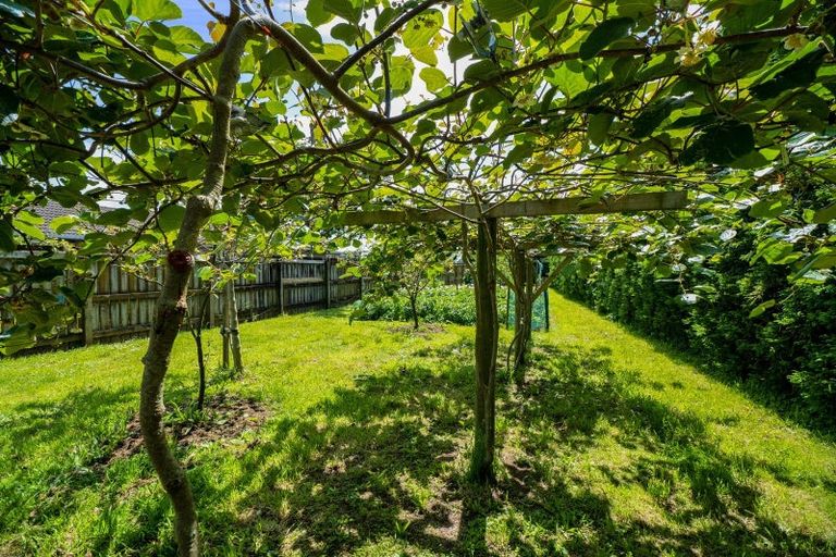 Photo of property in 325a Awai Road, Tarurutangi, New Plymouth, 4372