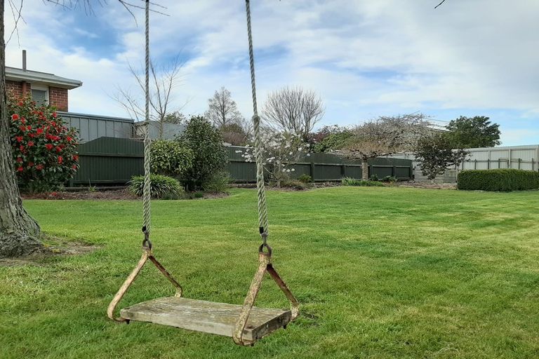 Photo of property in 38 Buchanan Street, Parkside, Timaru, 7910