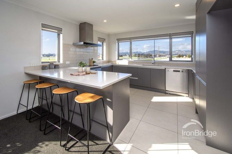 Photo of property in 2 Killarney Avenue, Halswell, Christchurch, 8025