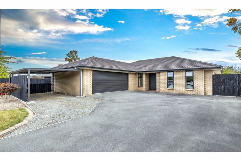 Photo of property in 33 Kotare Avenue, Rangiora, 7400