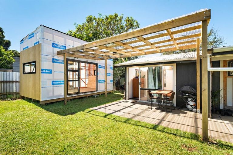 Photo of property in 16b Athenree Road, Athenree, Katikati, 3177