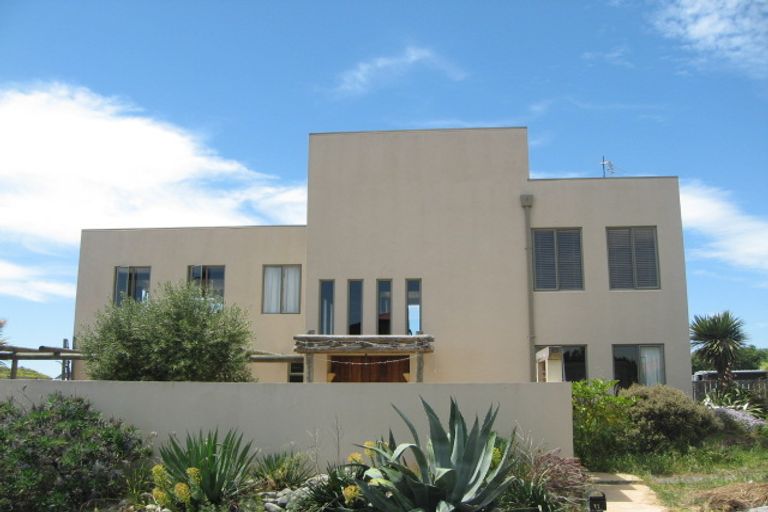 Photo of property in 11 Neptune Place, Waimairi Beach, Christchurch, 8083